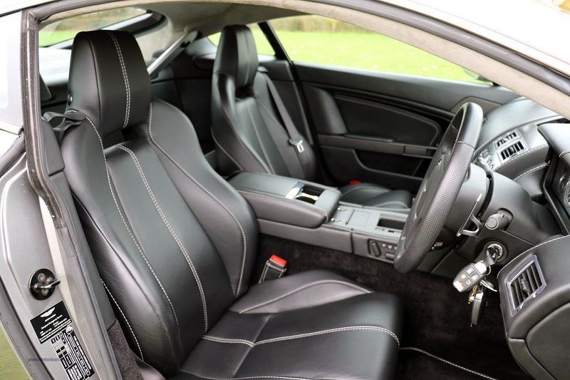 Aston Martin V8 Vantage Coupe Sportshift