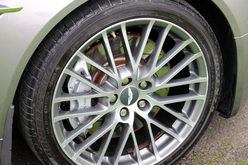 Aston Martin V8 Vantage Coupe Sportshift