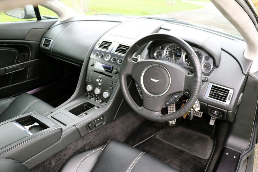 Aston Martin V8 Vantage Coupe Sportshift