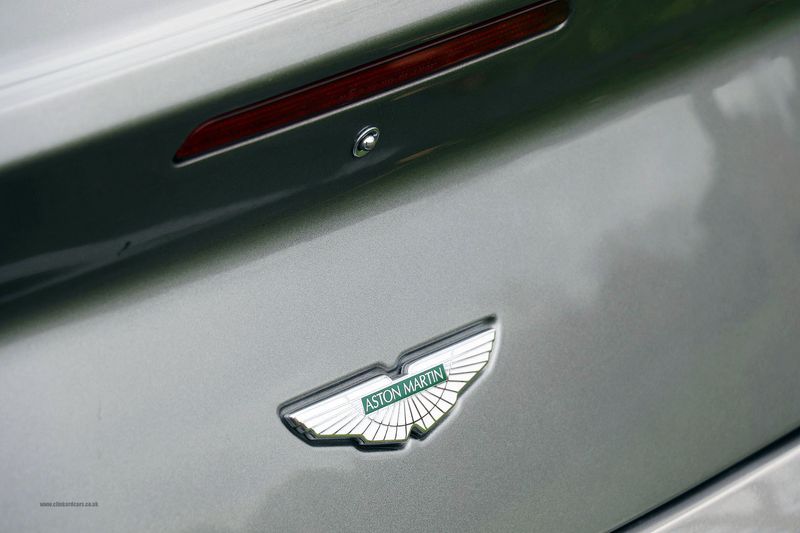 Aston Martin V8 Vantage Coupe Sportshift
