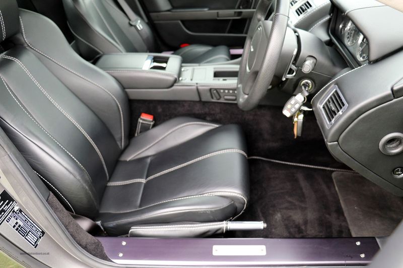 Aston Martin V8 Vantage Coupe Sportshift