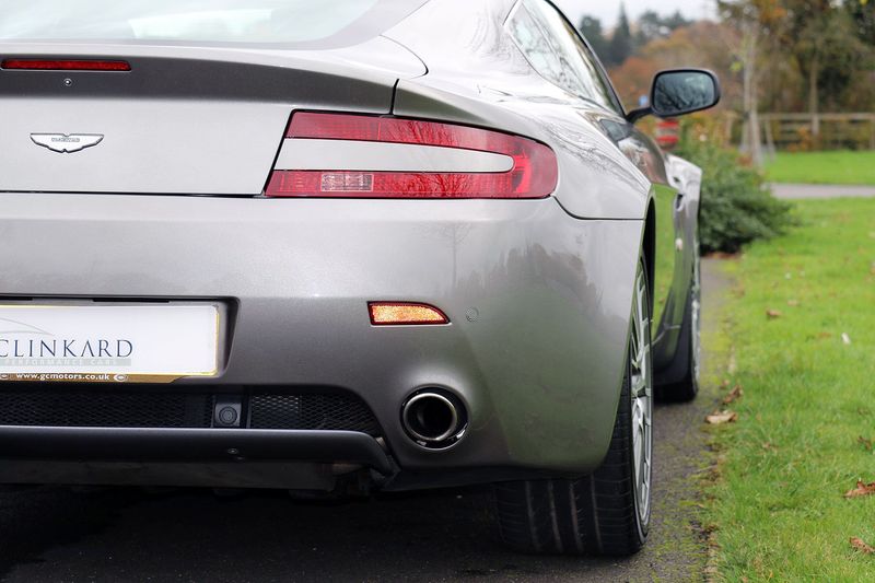 Aston Martin V8 Vantage Coupe Sportshift