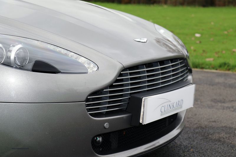 Aston Martin V8 Vantage Coupe Sportshift