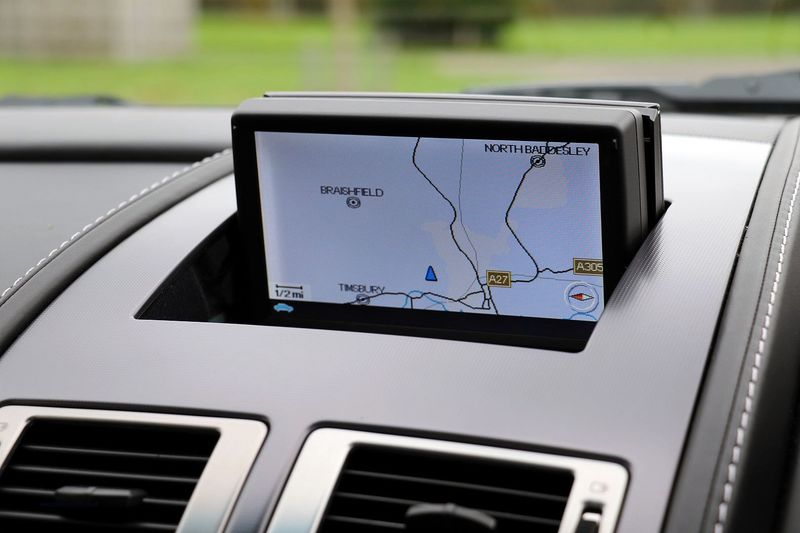 Aston Martin V8 Vantage Coupe Sportshift