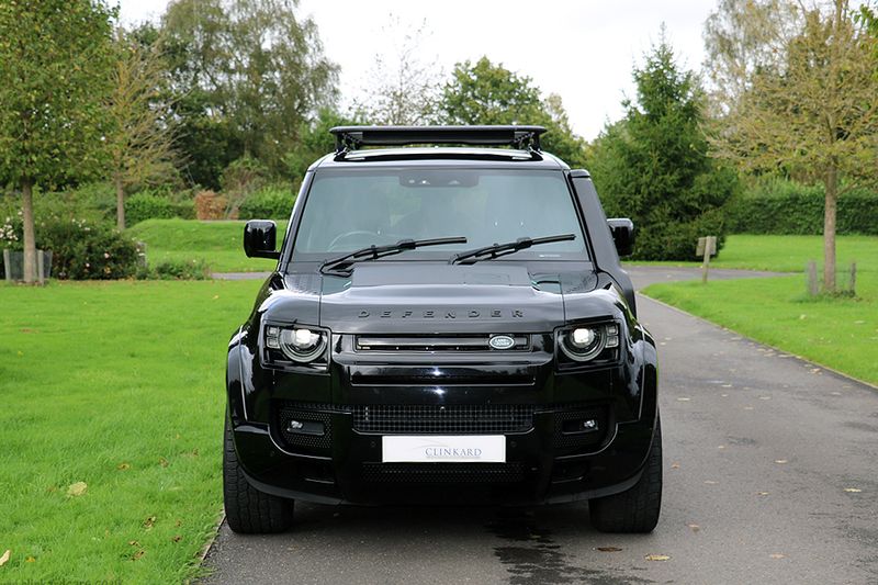 Landrover Defender 110 D300 X Dynamic HSE