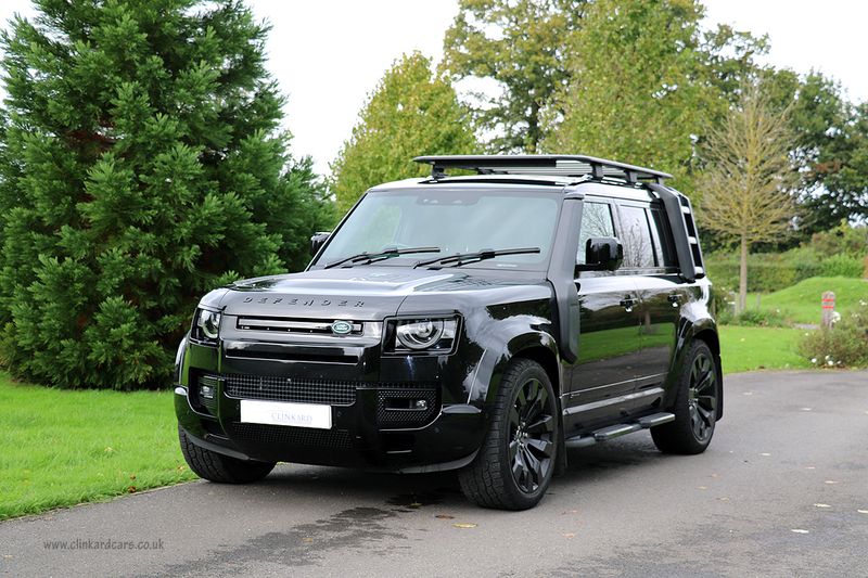 Landrover Defender 110 D300 X Dynamic HSE