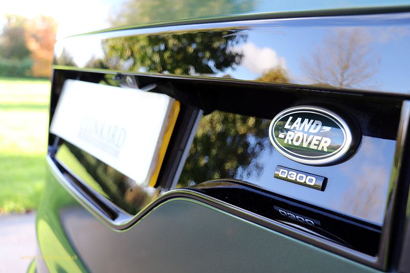 Landrover Discovery 3.0 D300 HSE Commercial with Rear Seat Conversion VAT QUALIFYING