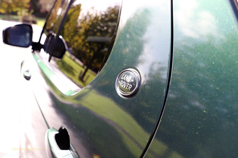 Landrover Discovery 3.0 D300 HSE Commercial with Rear Seat Conversion VAT QUALIFYING