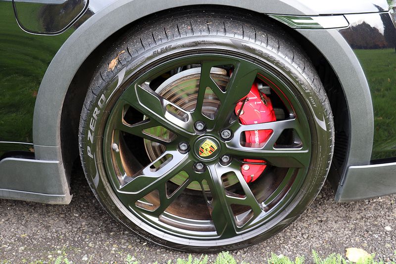 Porsche Taycan 4S Cross Turismo