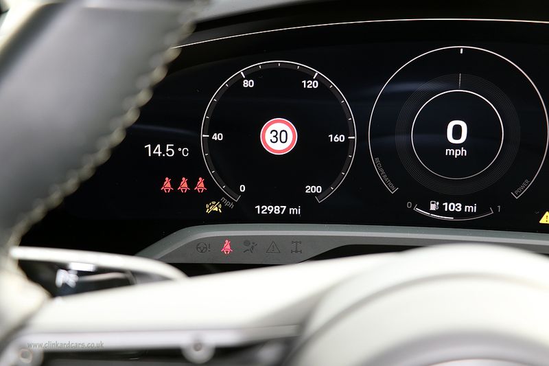 Porsche Taycan 4S Cross Turismo