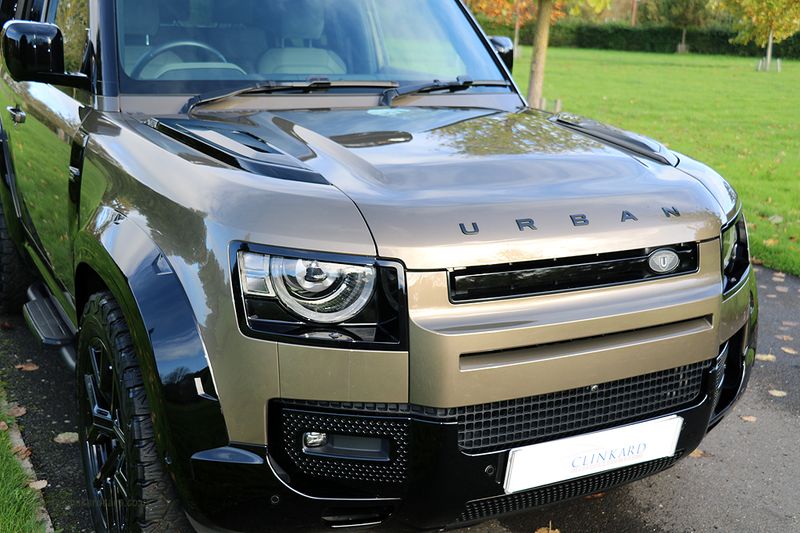 Landrover Defender D250 SE Urban Design