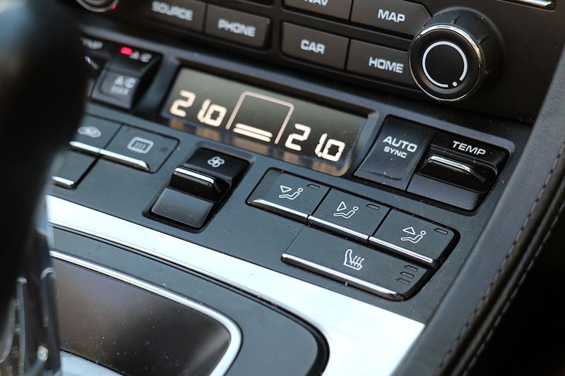 Porsche Boxster 2.0T PDK