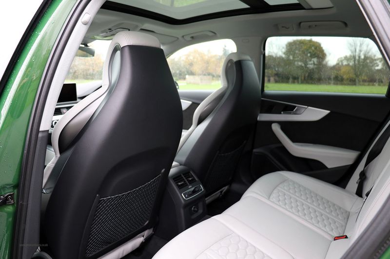 Audi RS4 Avant TFSi Quattro