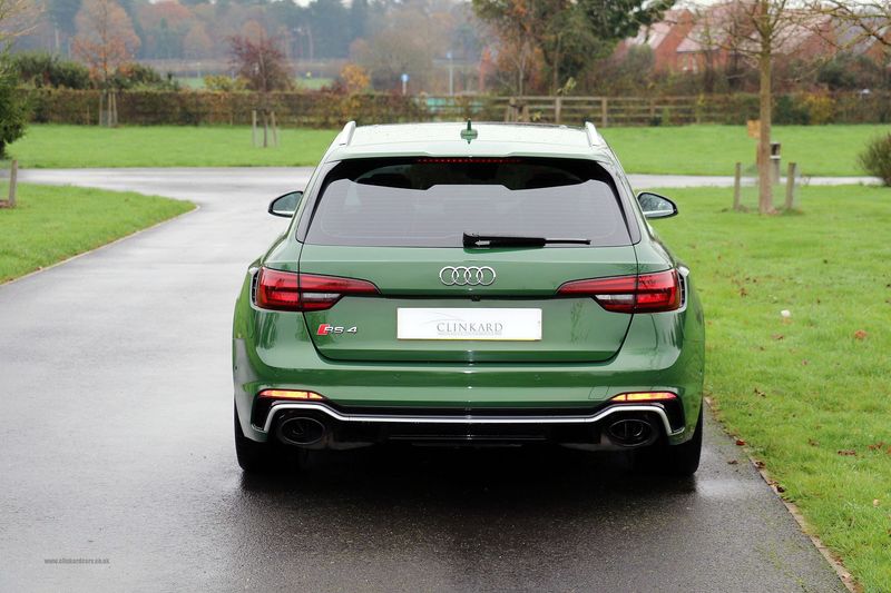 Audi RS4 Avant TFSi Quattro