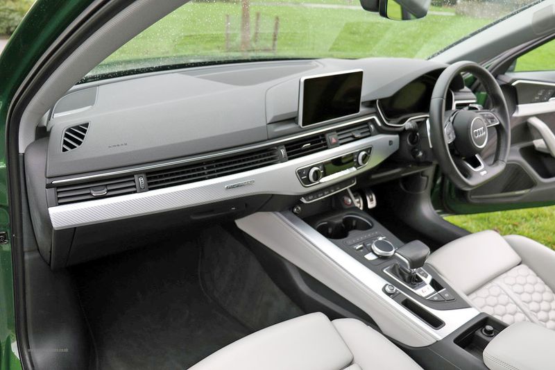 Audi RS4 Avant TFSi Quattro