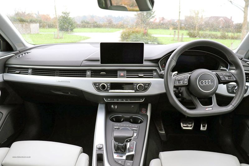 Audi RS4 Avant TFSi Quattro