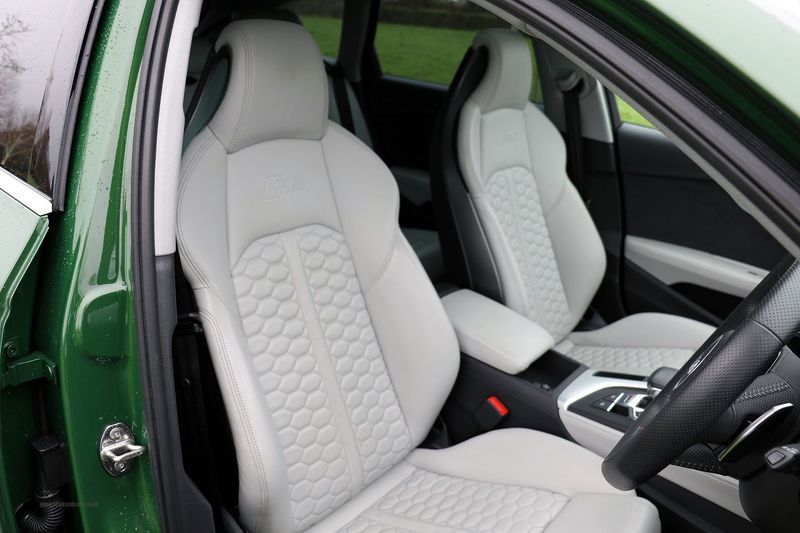 Audi RS4 Avant TFSi Quattro