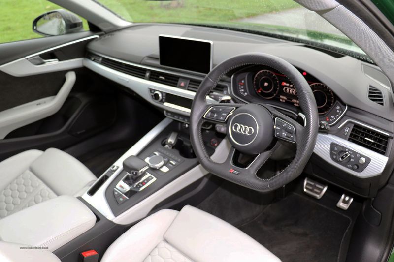 Audi RS4 Avant TFSi Quattro