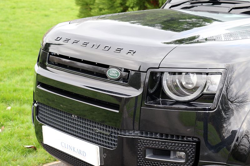 Landrover Defender 110 D300 X-Dynamic SE Urban