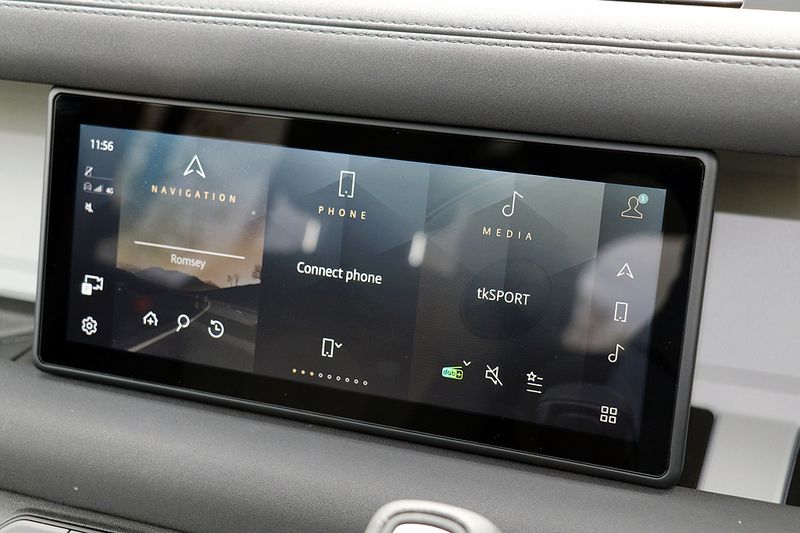 Landrover Defender 110 D300 X-Dynamic SE Urban