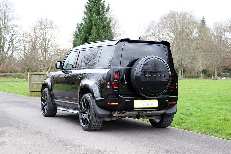 Landrover Defender 110 D300 X-Dynamic SE Urban