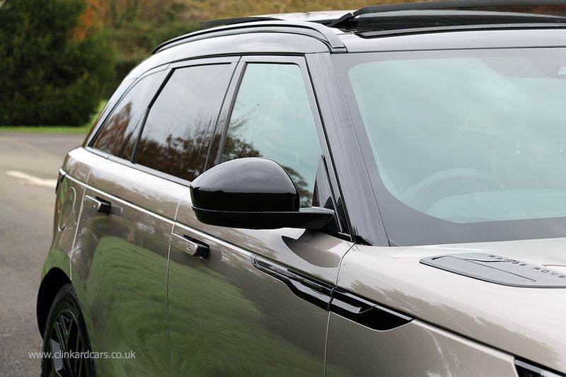 Range Rover Velar D300 R-Dynamic HST