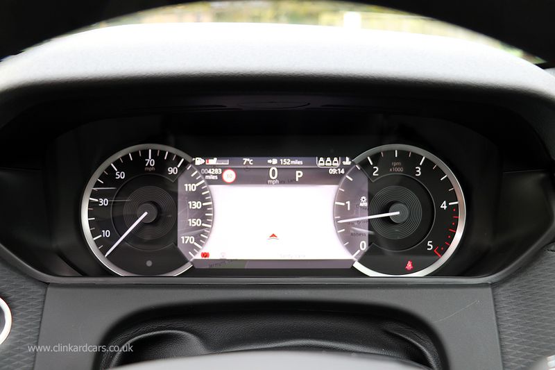 Range Rover Velar D300 R-Dynamic HST