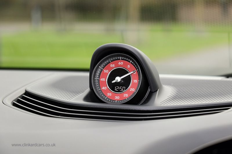 Porsche Taycan Turbo Performance Plus 93.4KWh