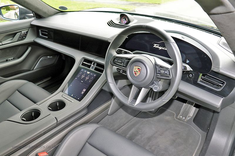 Porsche Taycan Turbo Performance Plus 93.4KWh