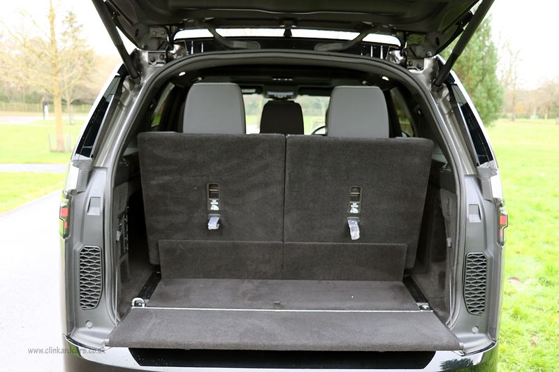 Landrover Discovery 3.0 D300 R-Dynamic HSE