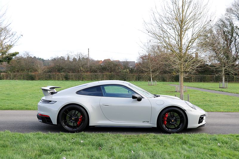 Porsche 992 Carrera 4 GTS with Aerokit