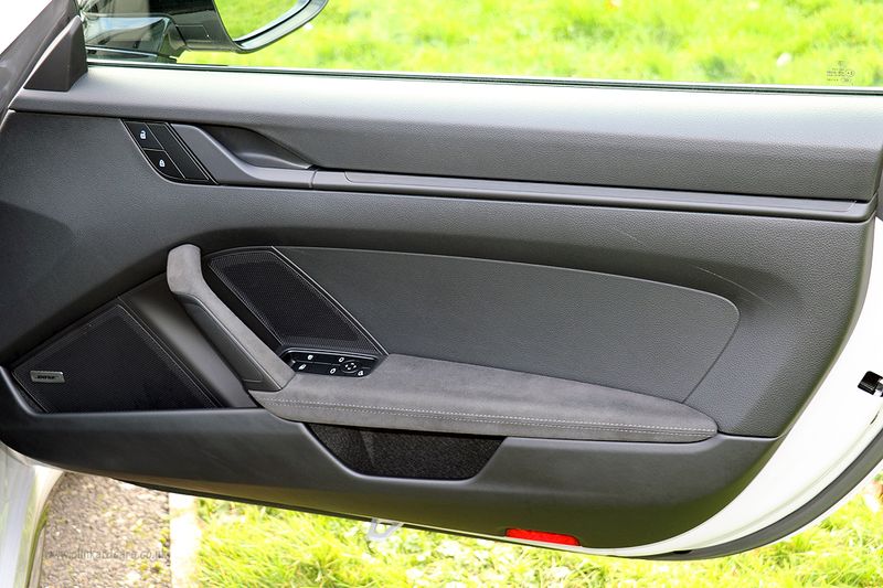 Porsche 992 Carrera 4 GTS with Aerokit