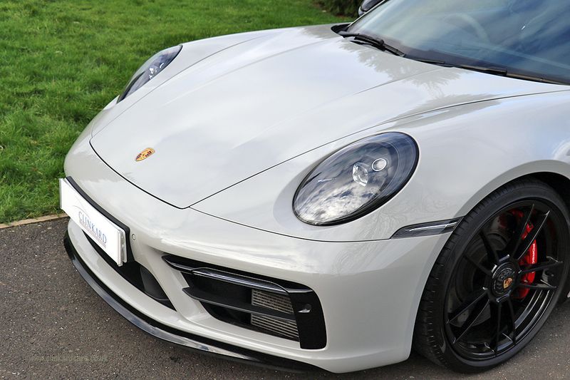 Porsche 992 Carrera 4 GTS with Aerokit