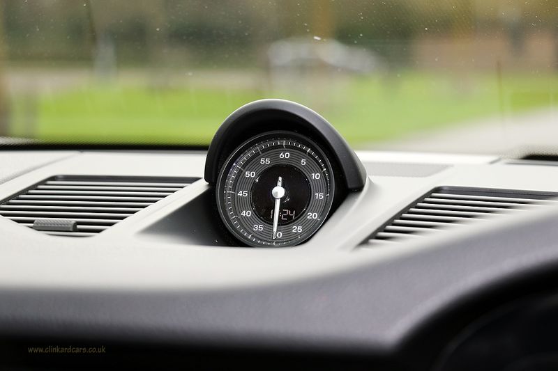 Porsche 992 Carrera 4 GTS with Aerokit