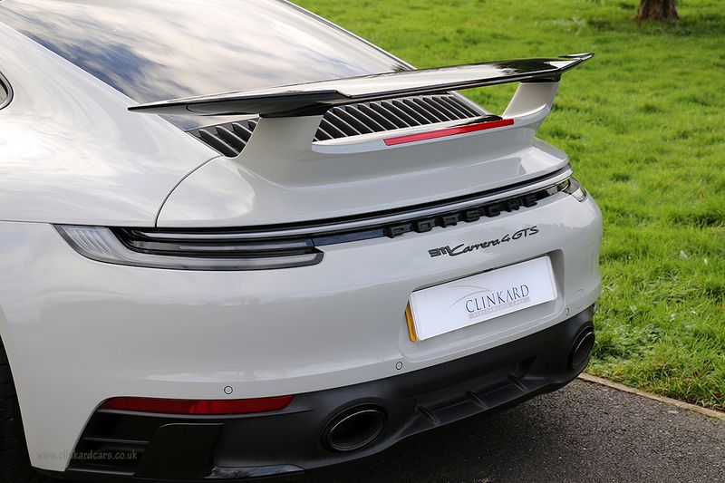 Porsche 992 Carrera 4 GTS with Aerokit