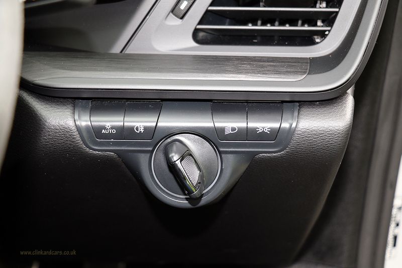 Porsche 992 Carrera 4 GTS with Aerokit