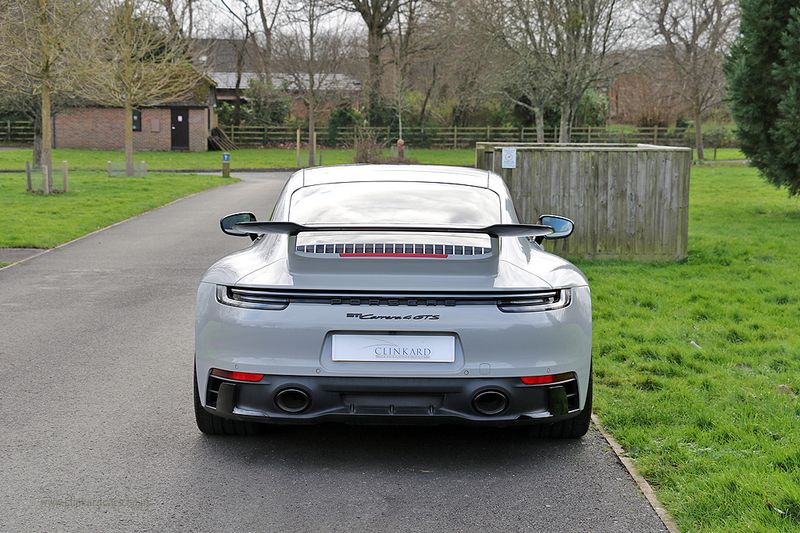 Porsche 992 Carrera 4 GTS with Aerokit
