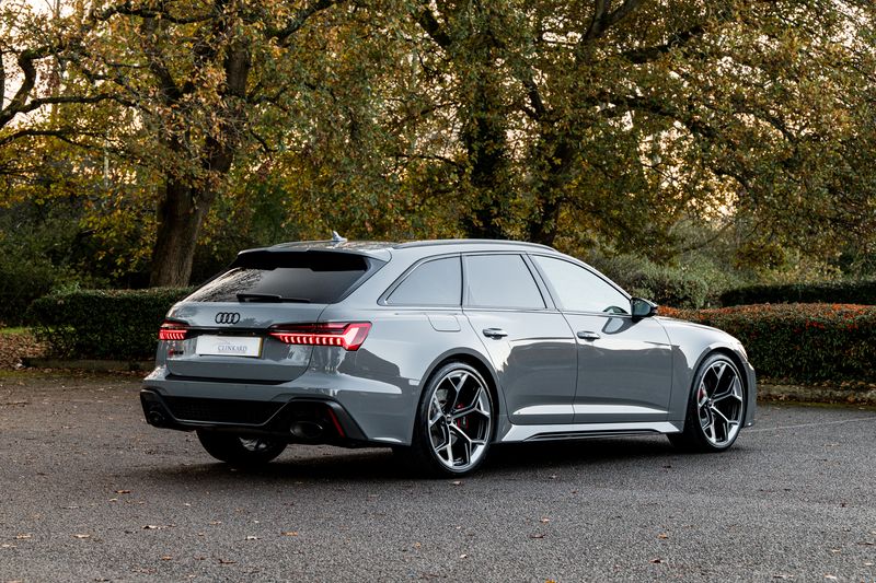 Audi RS6 Avant Performance Carbon Vorsprung Tiptronic Quattro