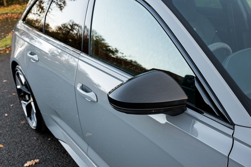 Audi RS6 Avant Performance Carbon Vorsprung Tiptronic Quattro