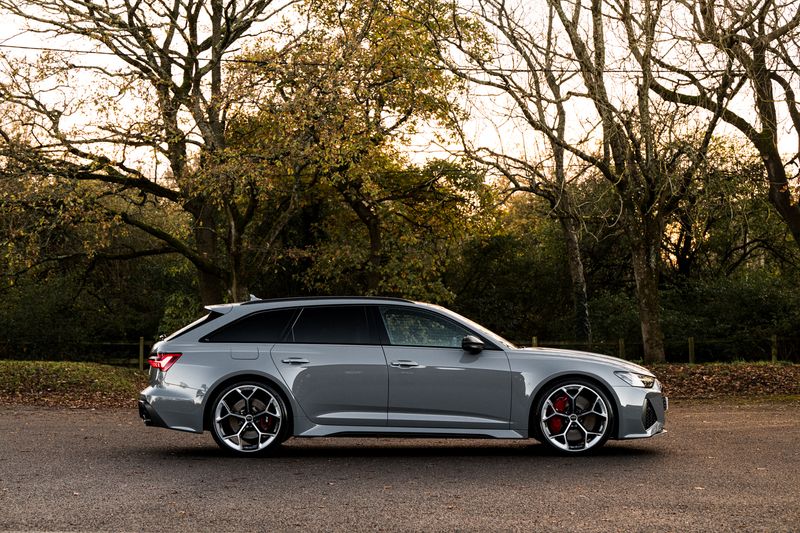 Audi RS6 Avant Performance Carbon Vorsprung Tiptronic Quattro
