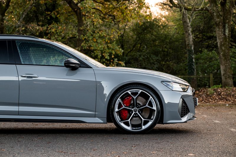 Audi RS6 Avant Performance Carbon Vorsprung Tiptronic Quattro