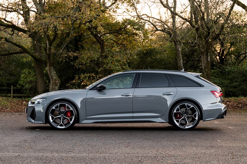 Audi RS6 Avant Performance Carbon Vorsprung Tiptronic Quattro