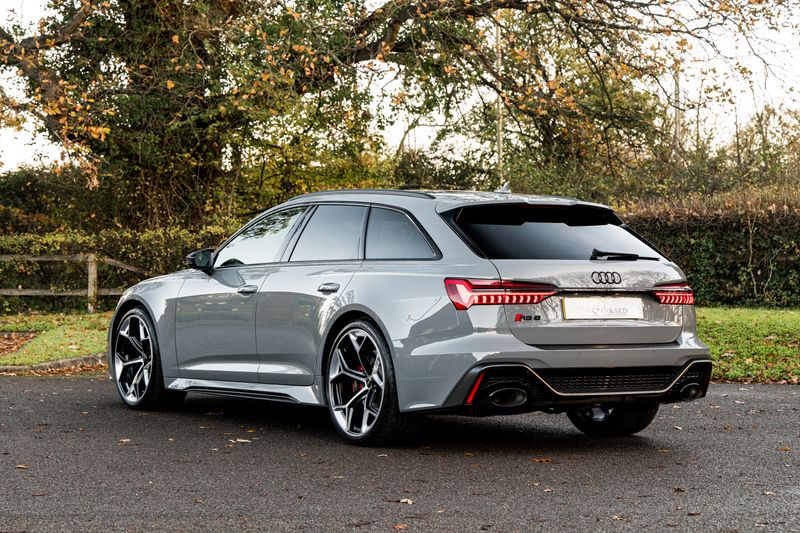 Audi RS6 Avant Performance Carbon Vorsprung Tiptronic Quattro