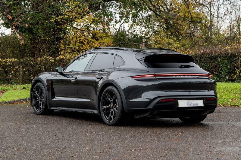 Porsche Taycan Performance Plus 93.4kWh 4 Cross Turismo Auto 4WD