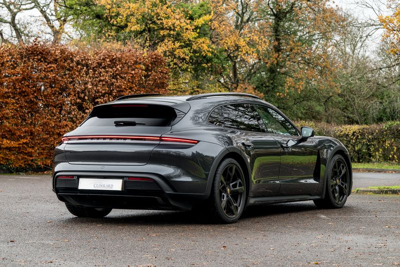 Porsche Taycan Performance Plus 93.4kWh 4 Cross Turismo Auto 4WD