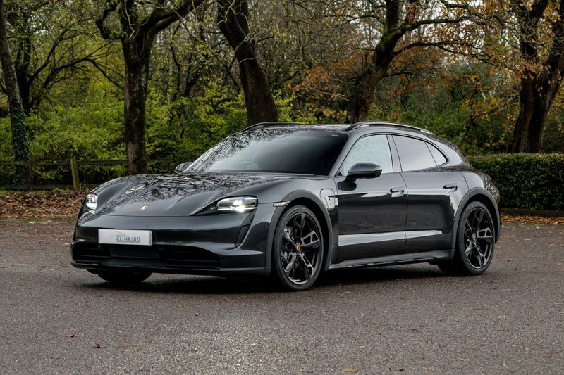 Porsche Taycan Performance Plus 93.4kWh 4 Cross Turismo Auto 4WD