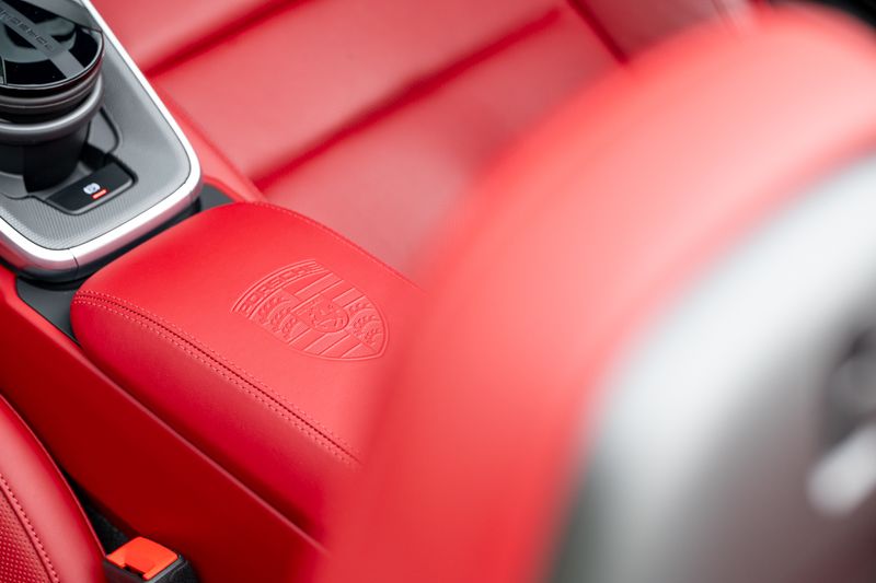 Porsche 992 Turbo Cabriolet PDK