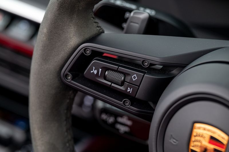 Porsche 992 Turbo Cabriolet PDK