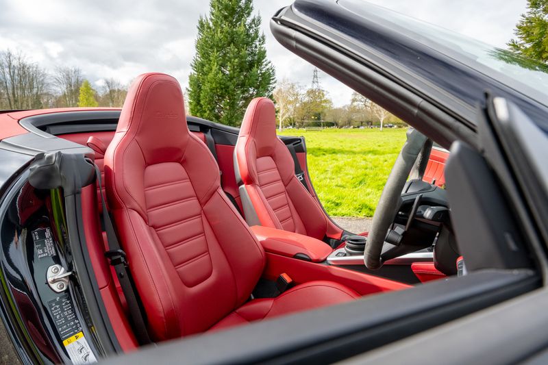 Porsche 992 Turbo Cabriolet PDK