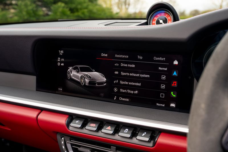 Porsche 992 Turbo Cabriolet PDK